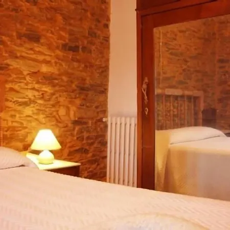 **** El Barreiro. Ideal Familias. Σπίτι διακοπών Sorbeda del Sil