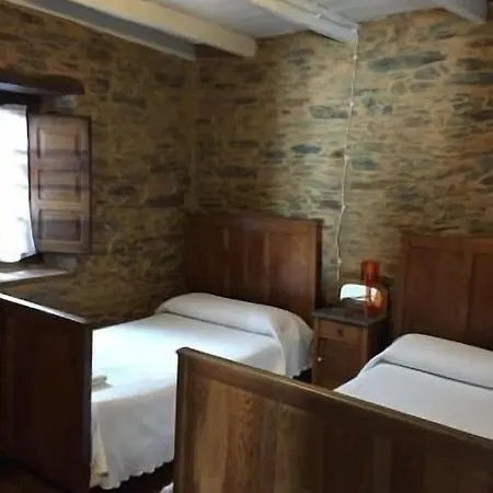 **** El Barreiro. Ideal Familias.