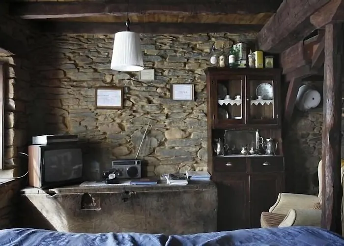 **** El Barreiro. Ideal Familias. 別荘 Sorbeda del Sil