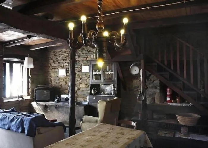 **** El Barreiro. Ideal Familias.