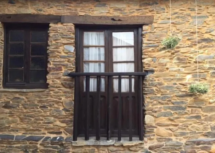 **** El Barreiro. Ideal Familias.