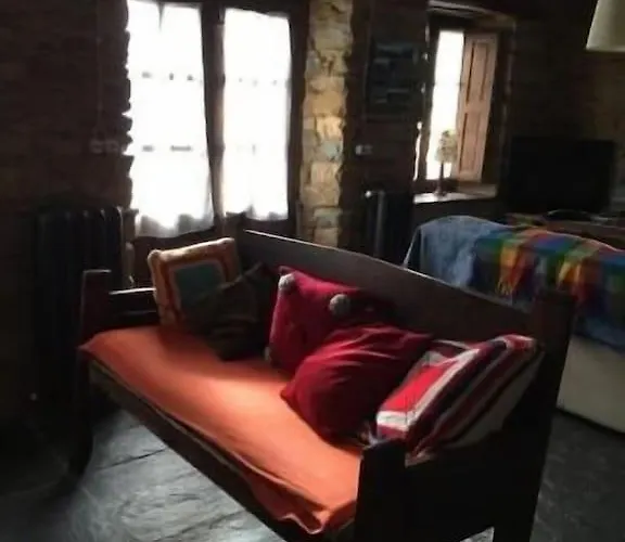 別荘 **** El Barreiro. Ideal Familias. Sorbeda del Sil