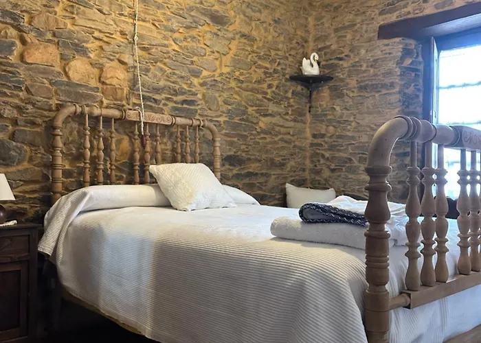 **** El Barreiro. Ideal Familias.